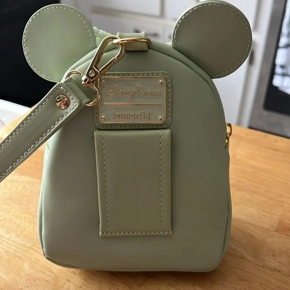 Loungefly Mini Keychain bag - Picture 2 of 3